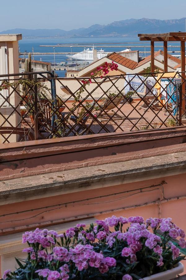 Antonia Suite Cagliari Buitenkant foto